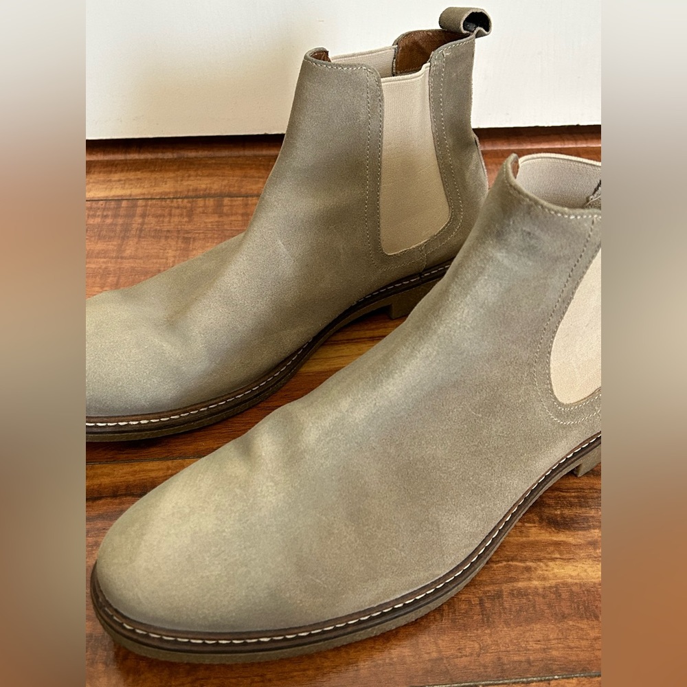 Gordon Rush Vaughn Suede Chelsea Boots Gray in Size 10